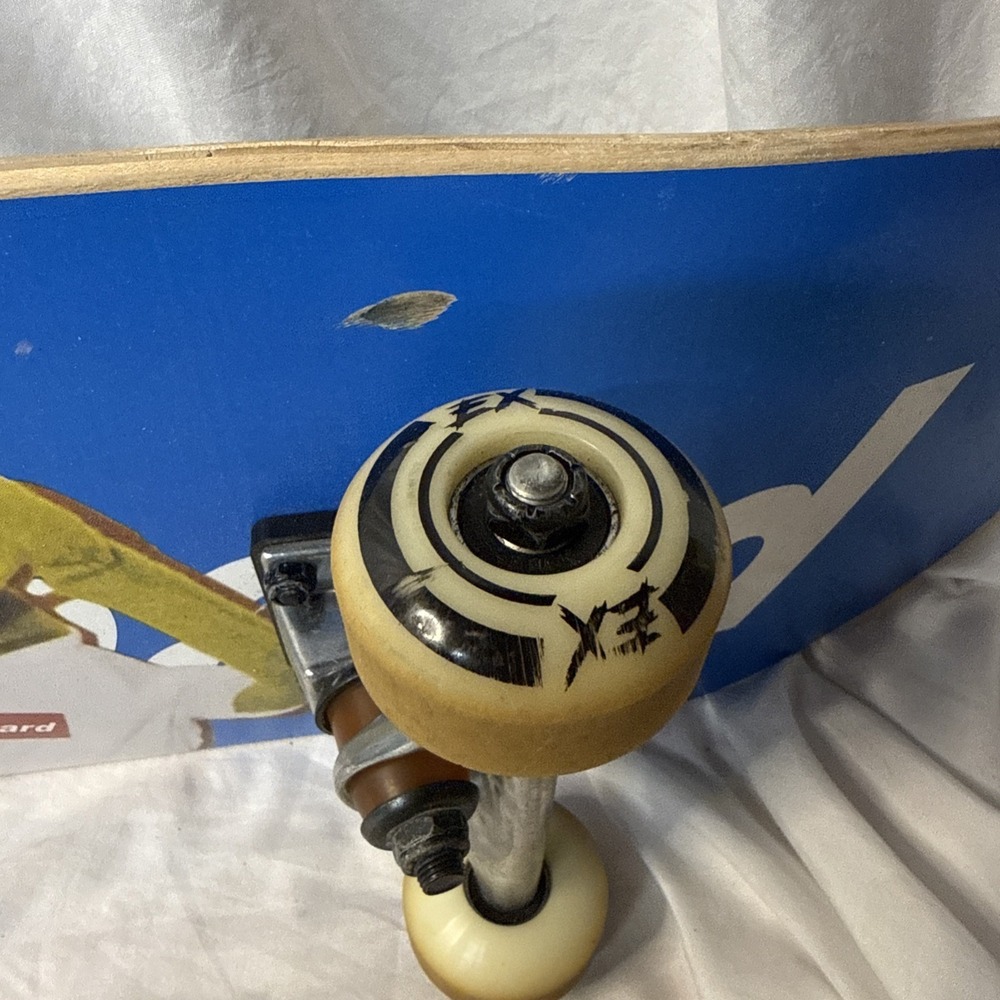 EX Kermit Frog Graphic Blue Skateboard Truck Ex Wheels Board Ride - Picture 6 of 12